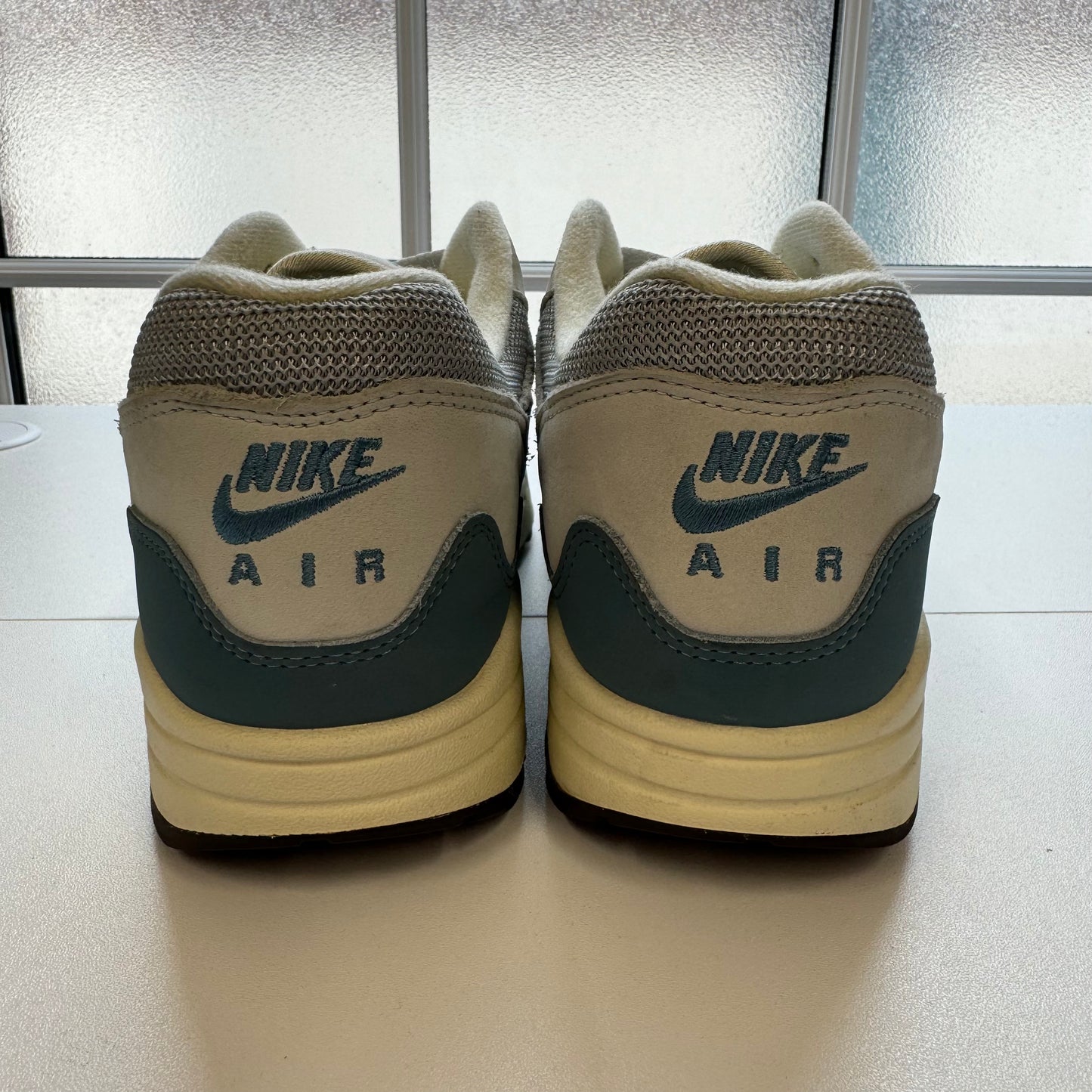 NIKE AIR MAX 1 PATTA AQUA UK8 (USED)