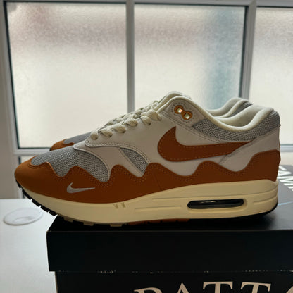 NIKE AIR MAX 1 PATTA MONARCH UK8 (USED)