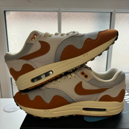 NIKE AIR MAX 1 PATTA MONARCH UK8 (USED)