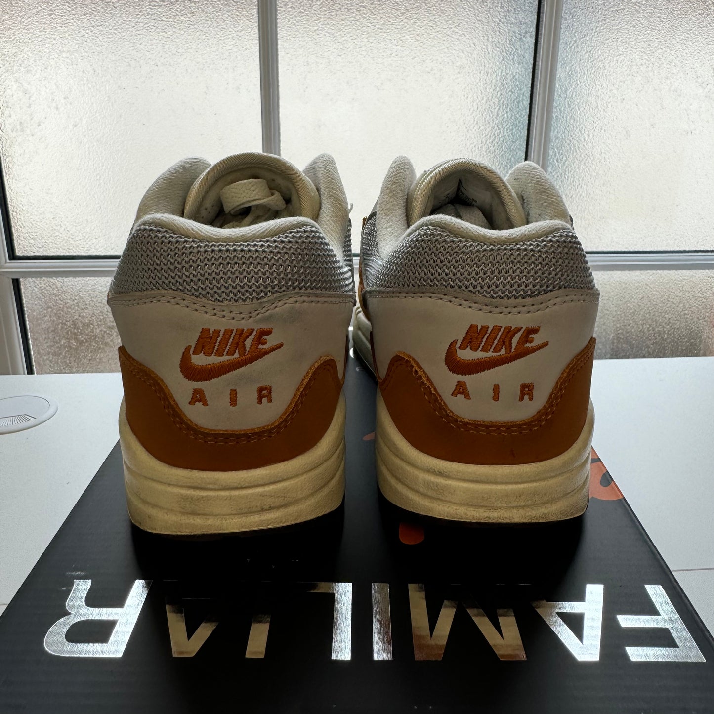 NIKE AIR MAX 1 PATTA MONARCH UK7 (USED)