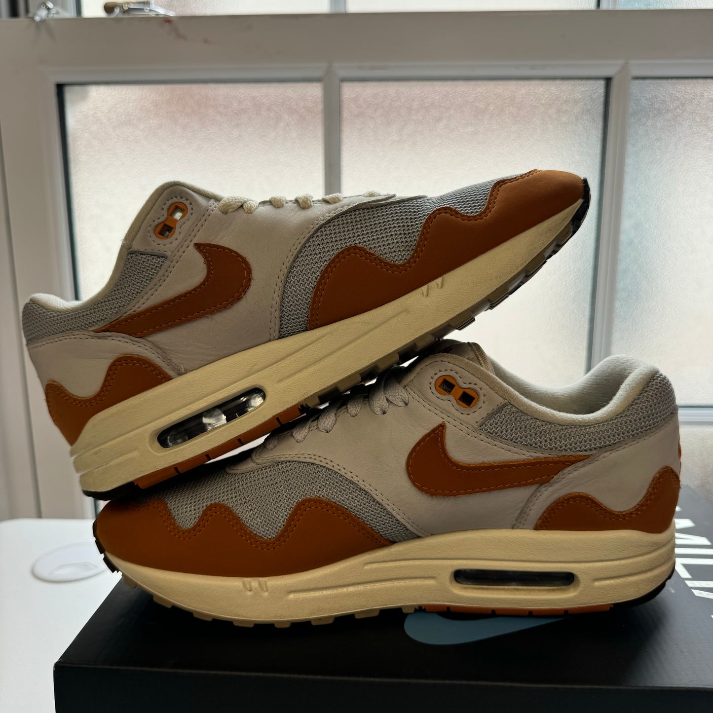 NIKE AIR MAX 1 PATTA MONARCH UK7 (USED)