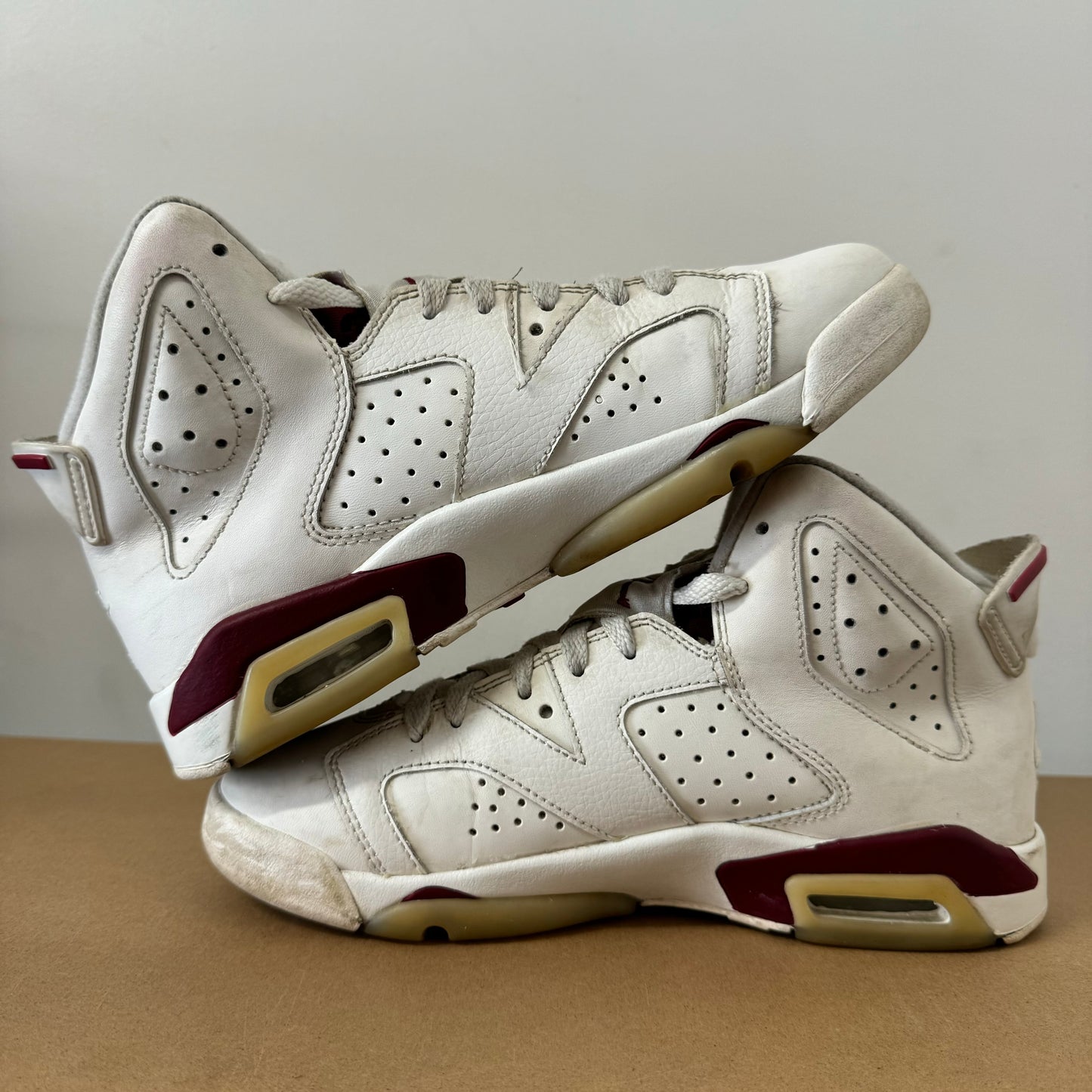 AIR JORDAN 6 MAROON (GS) UK5.5 (USED)