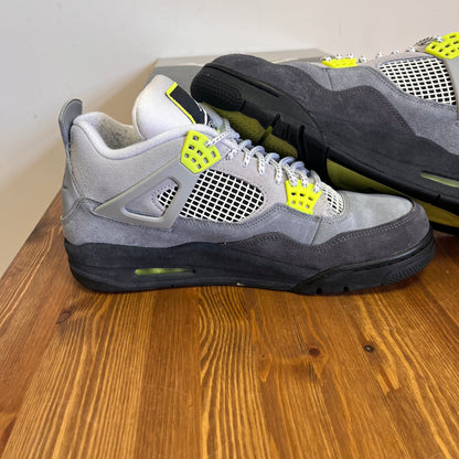 AIR JORDAN 4 NEON 95 UK10 (USED)