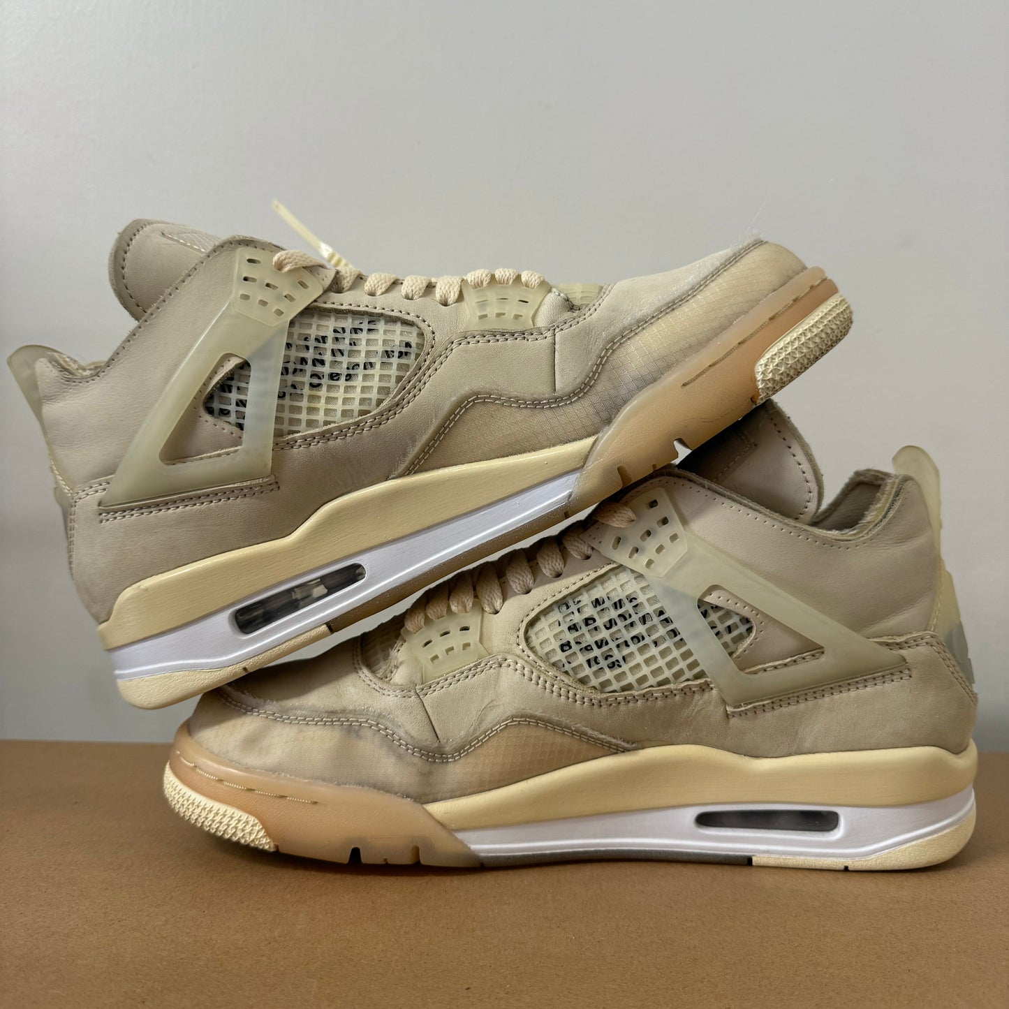 OFF-WHITE X AIR JORDAN 4 SAIL (W) UK7 (USED)