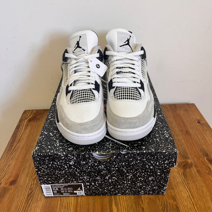 AIR JORDAN 4 MILITARY BLACK UK10.5 (USED)