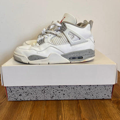 AIR JORDAN 4 WHITE OREO UK7.5 (USED)