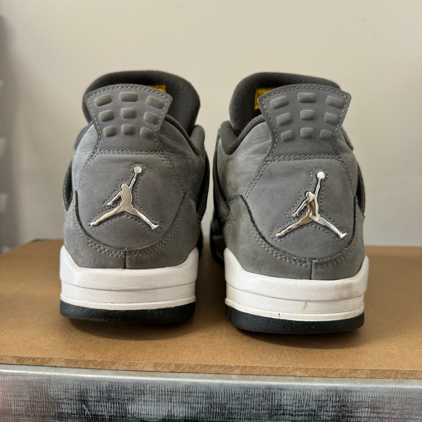 AIR JORDAN 4 COOL GREY 2019 UK11 (USED)