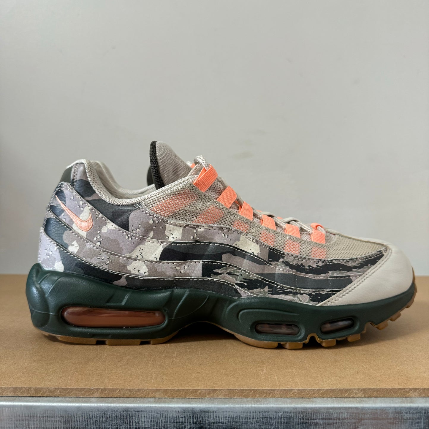 NIKE AIR MAX 95 SUNSET CAMO UK8.5 (USED)