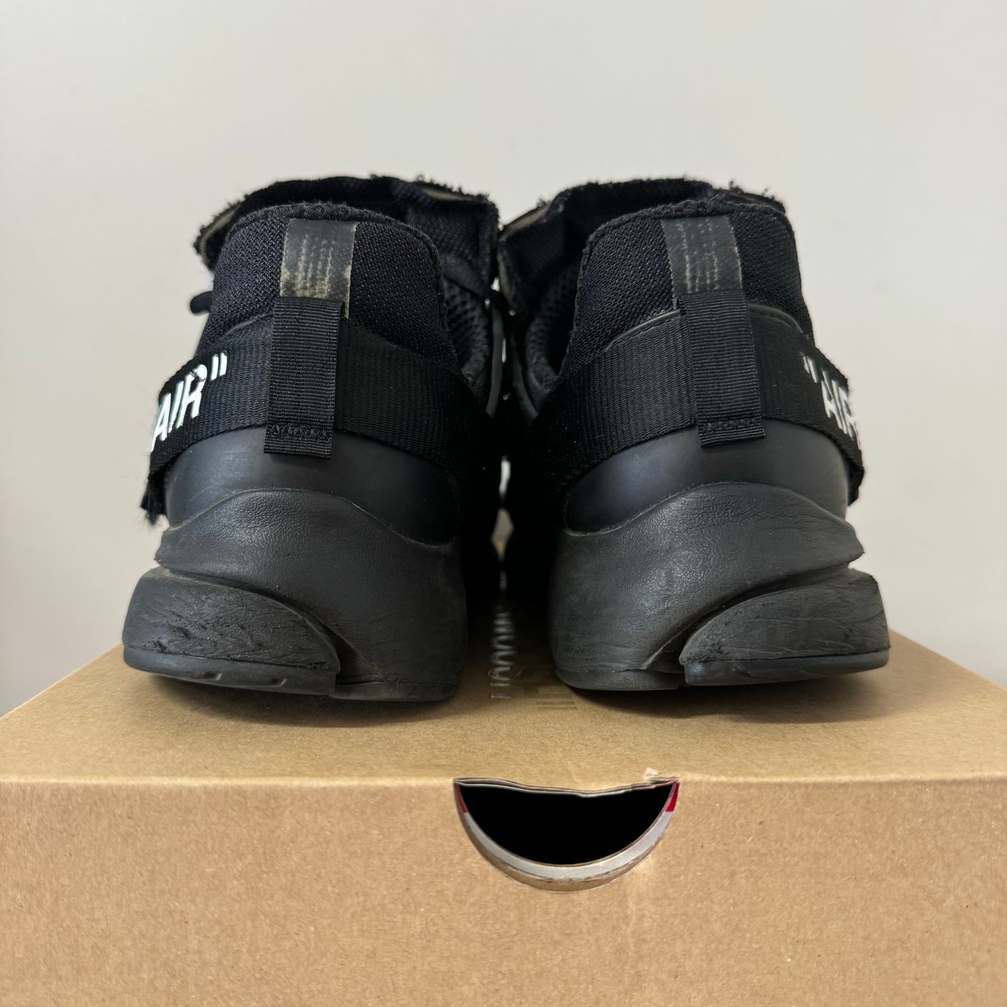 OFF-WHITE X NIKE AIR PRESTO BLACK UK8 (USED)