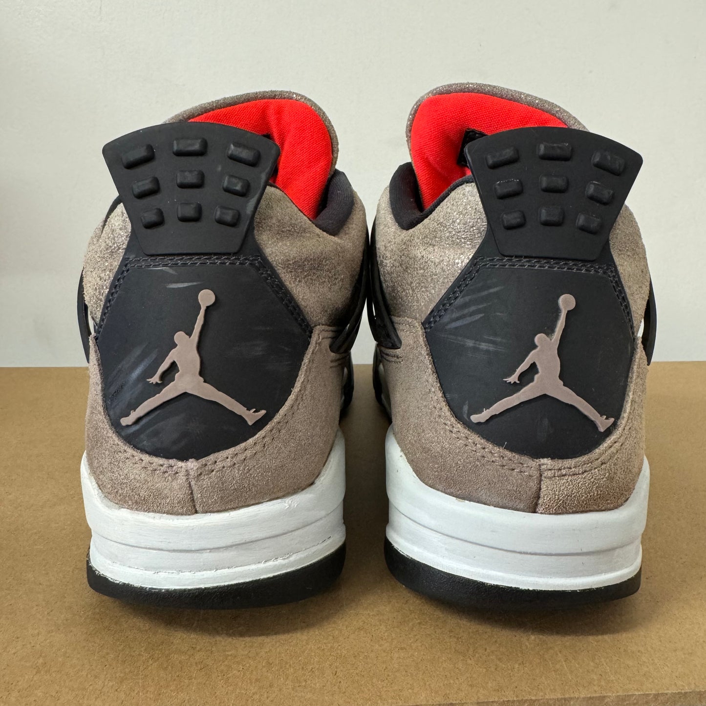 AIR JORDAN 4 TAUPE HAZE UK8 (USED)