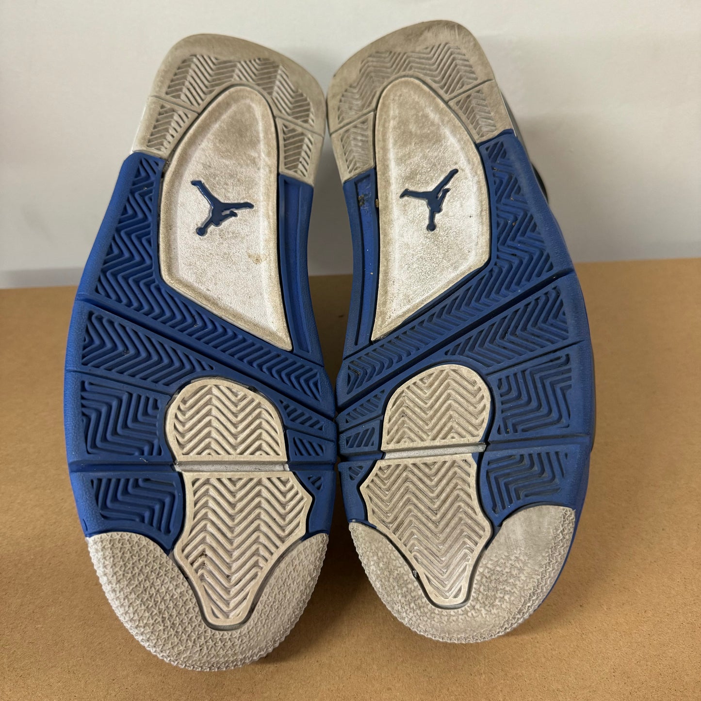 AIR JORDAN 4 MOTORSPORT UK9 (USED)