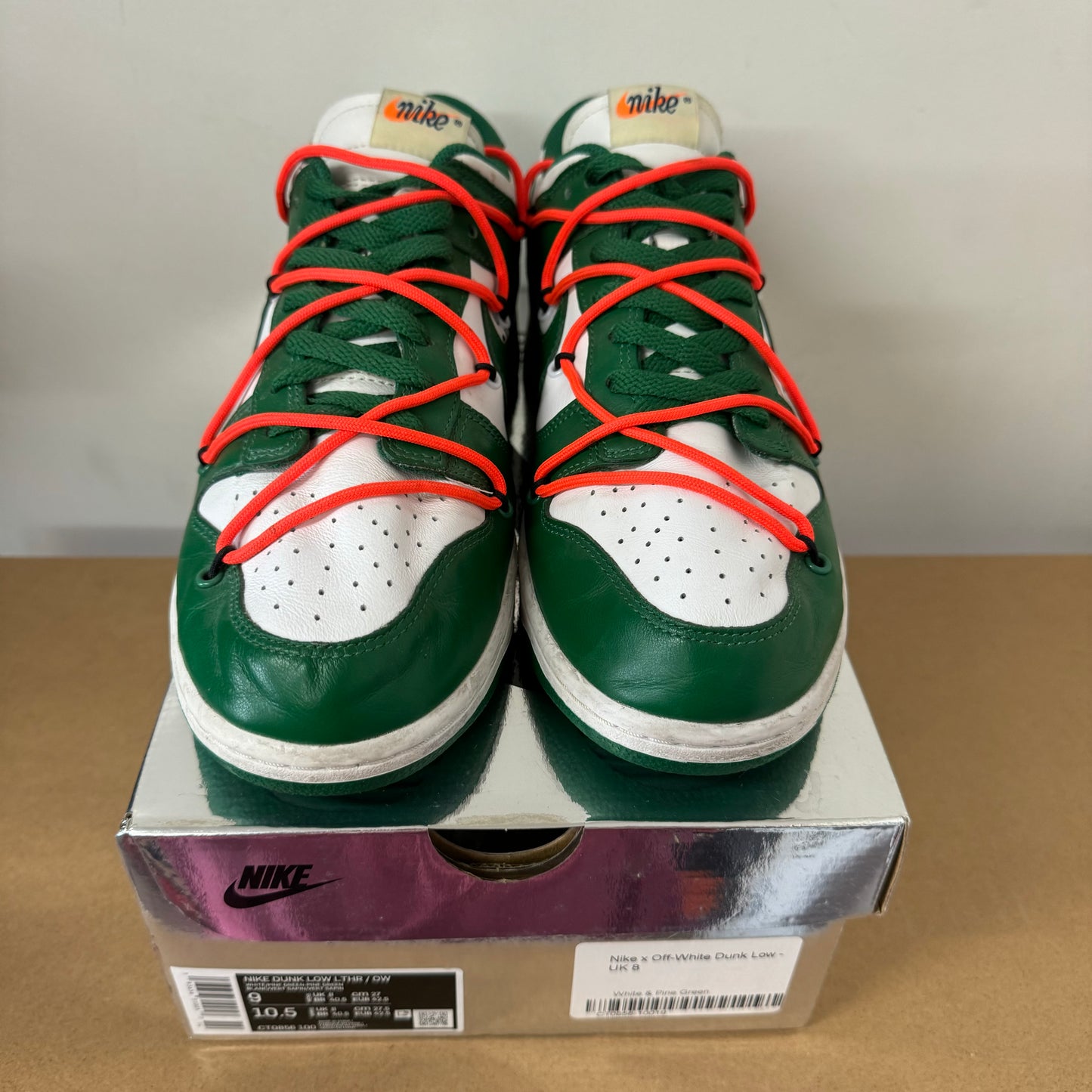 OFF-WHITE X NIKE DUNK LOW PINE GREEN UK8 (USED)