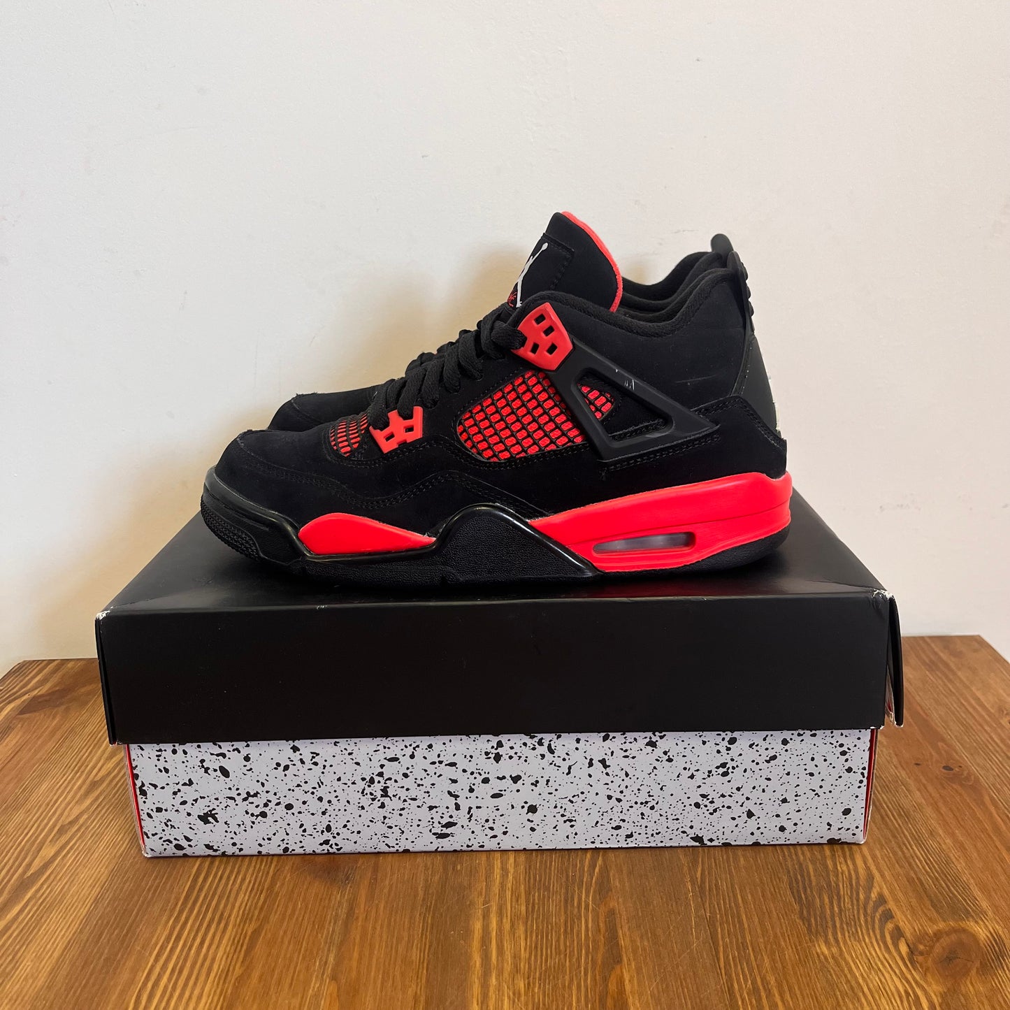 AIR JORDAN 4 RED THUNDER (GS) UK6 (USED)