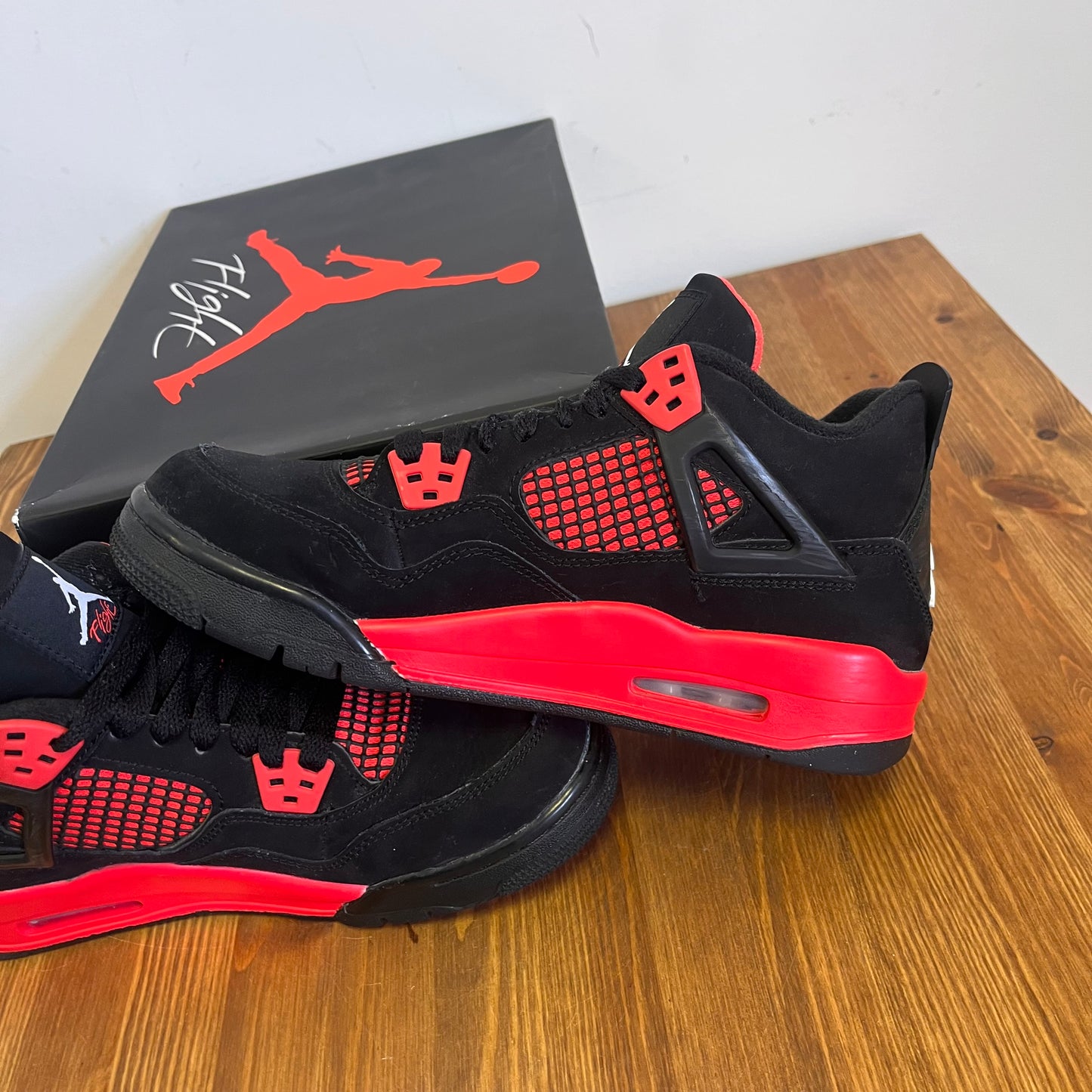 AIR JORDAN 4 RED THUNDER (GS) UK6 (USED)