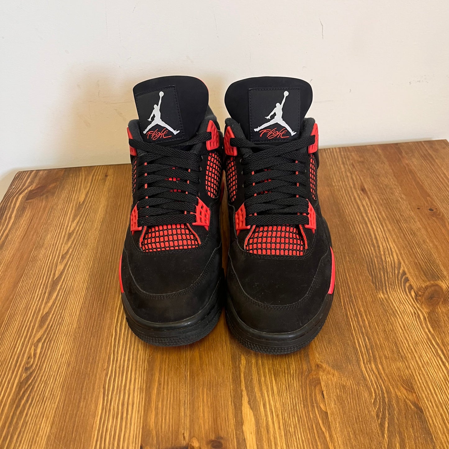 AIR JORDAN 4 RED THUNDER UK8 (USED)