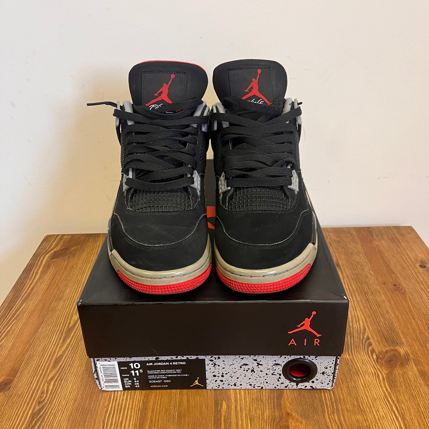 AIR JORDAN 4 BRED 2019 UK9 (USED)