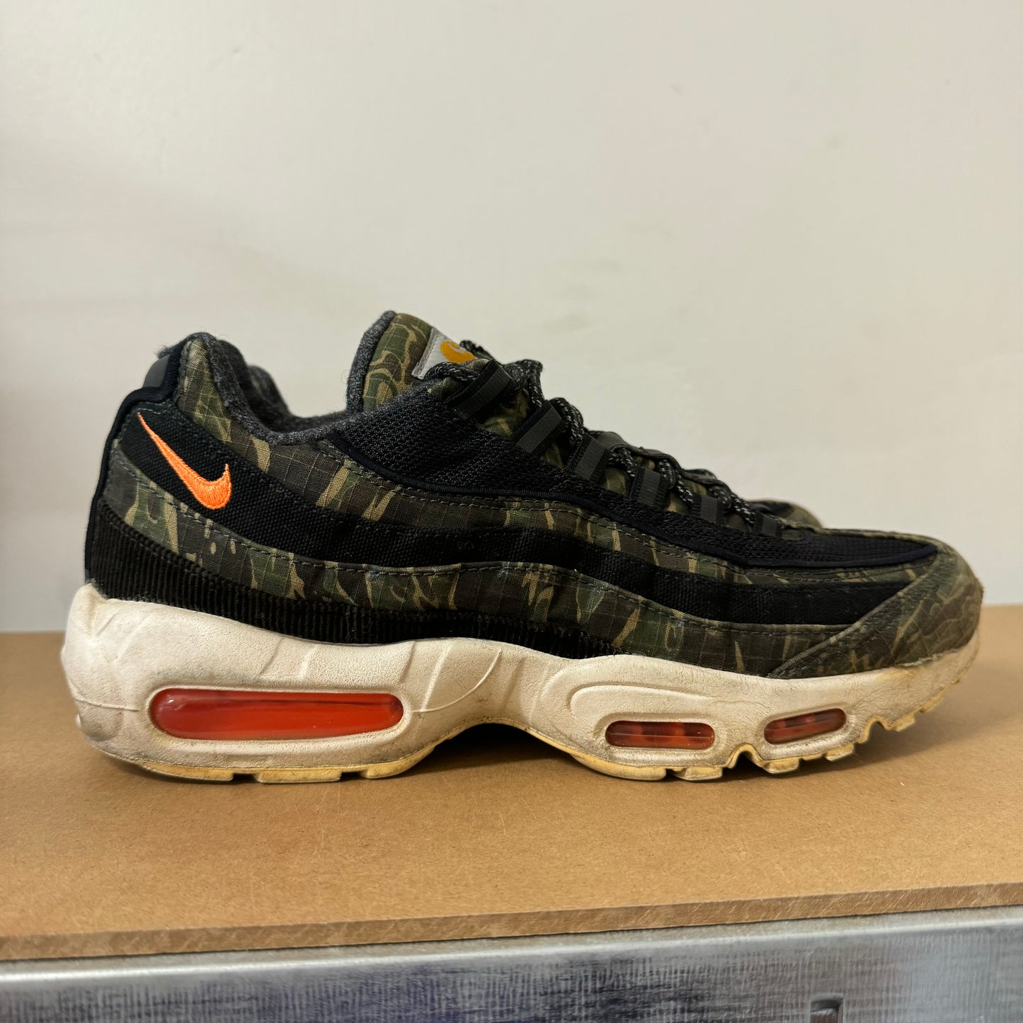 NIKE AIR MAX 95 CARHARTT UK7.5 (USED)