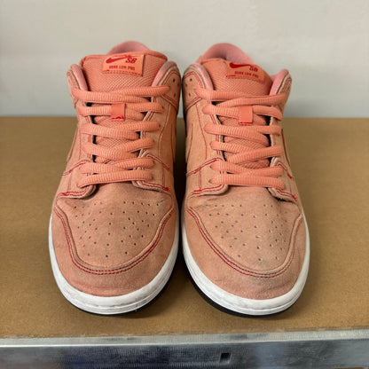 NIKE DUNK LOW SB PINK PIGS UK8.5 (USED)