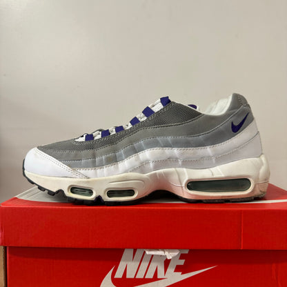 NIKE AIR MAX 95 WHITE GRAPE UK9.5 (USED)