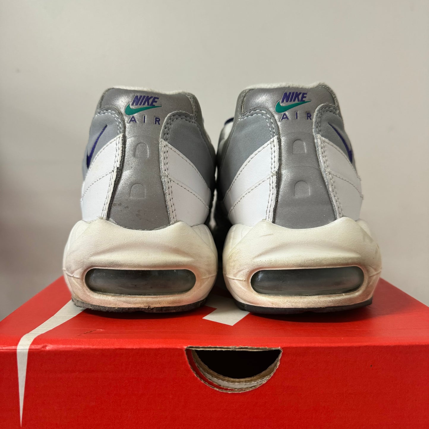 NIKE AIR MAX 95 WHITE GRAPE UK9.5 (USED)