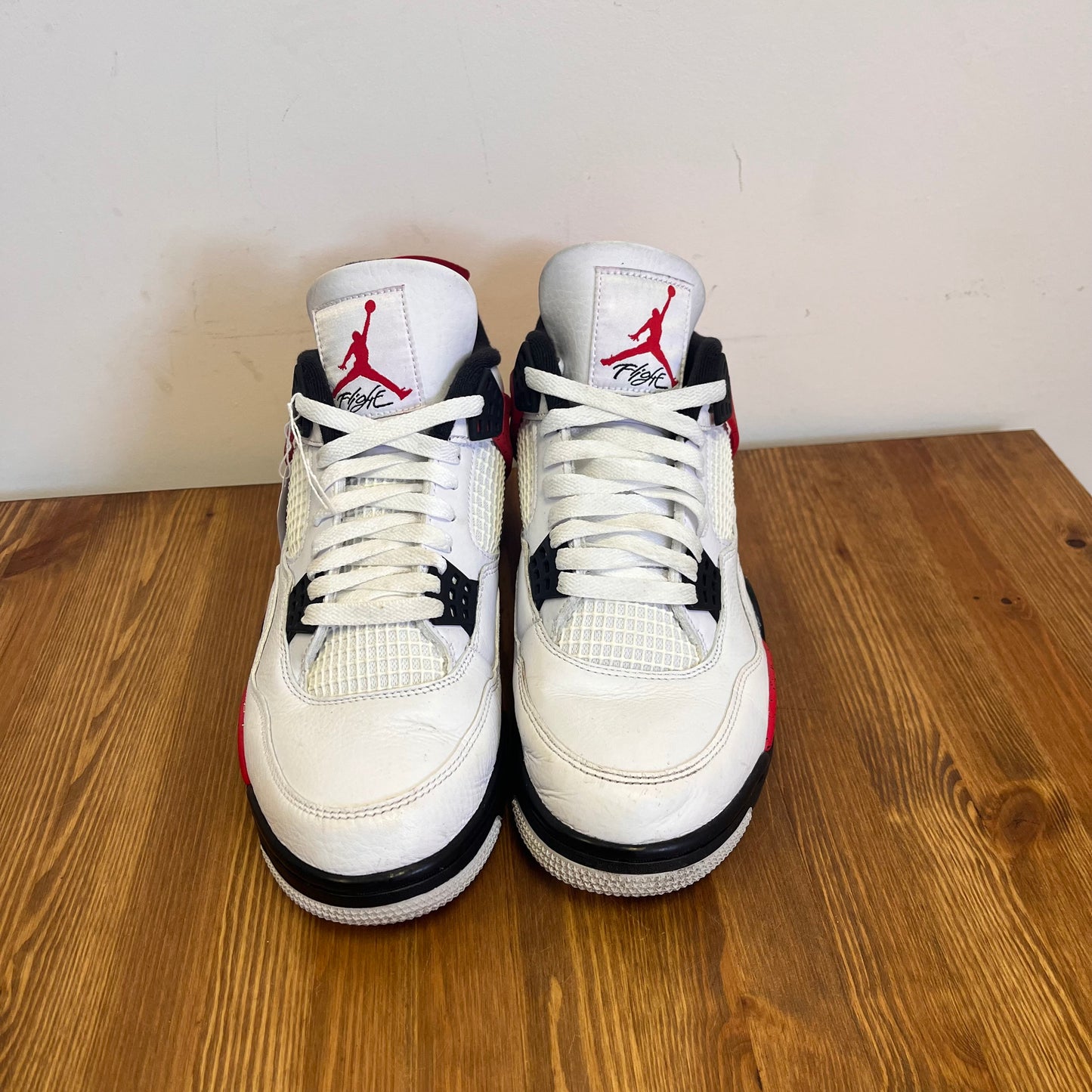 AIR JORDAN 4 RED CEMENT UK8 (USED)