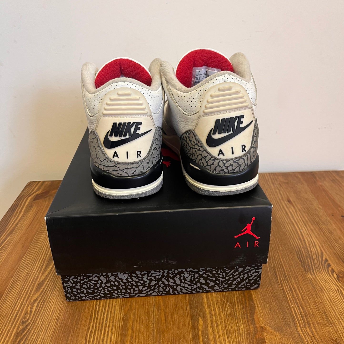 AIR JORDAN 3 REIMAGINED (GS) UK5 (USED)