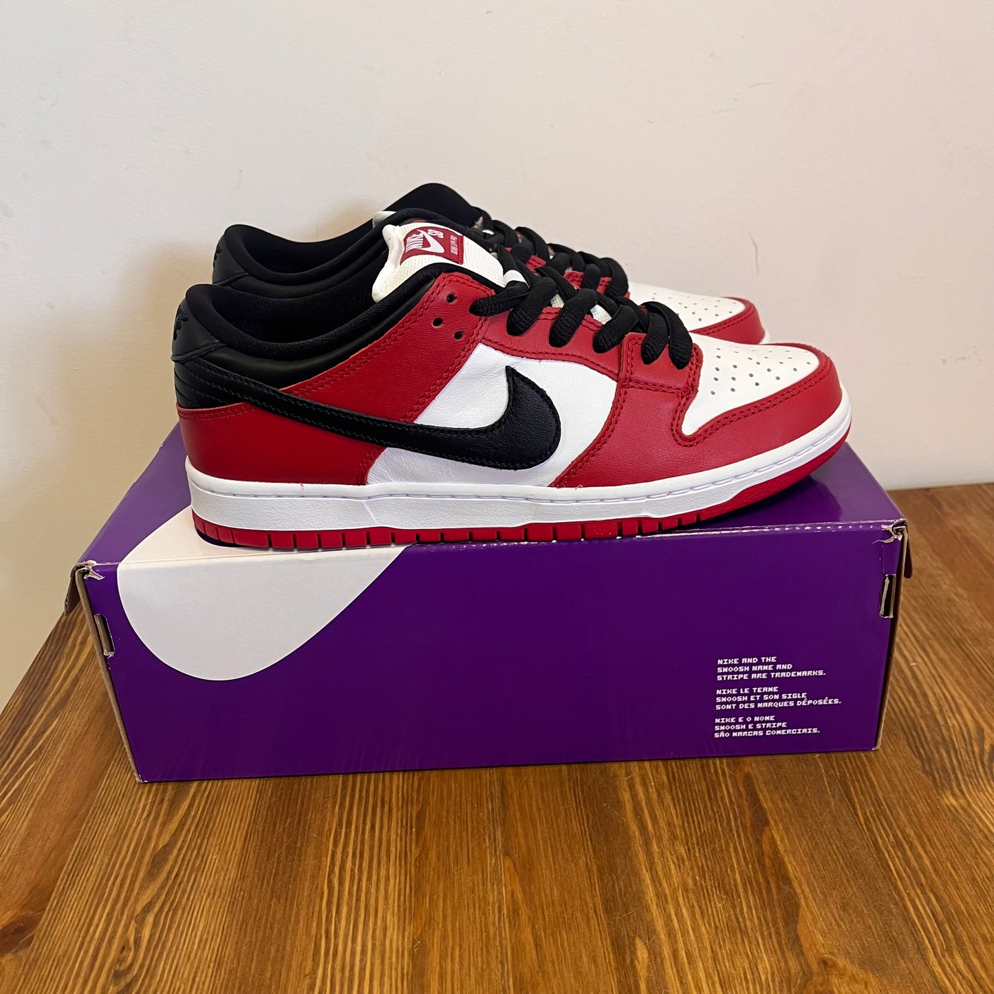 NIKE DUNK LOW SB CHICAGO UK7 (NEW)