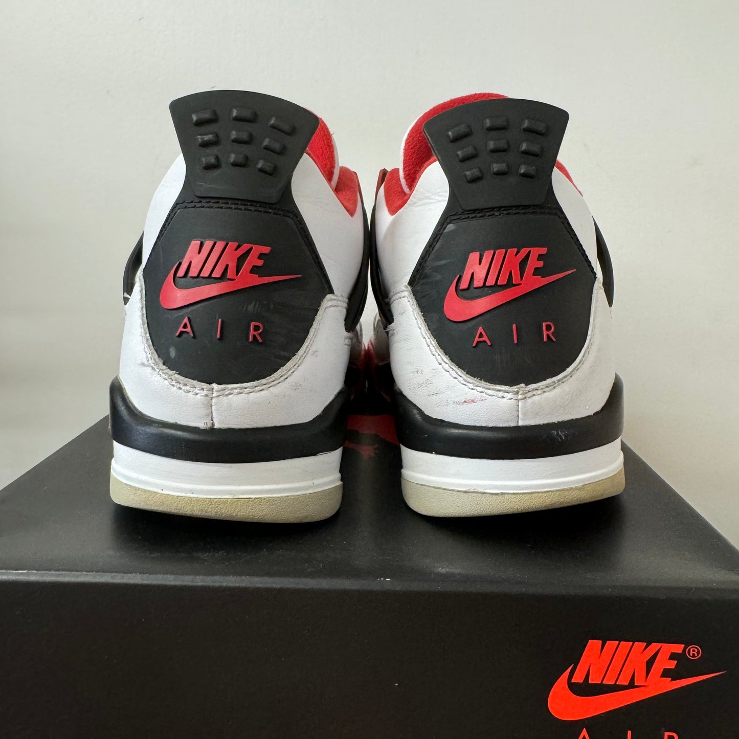 AIR JORDAN 4 FIRE RED 2020 (GS) UK6 (USED)