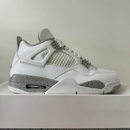 AIR JORDAN 4 WHITE OREO UK6 (USED)