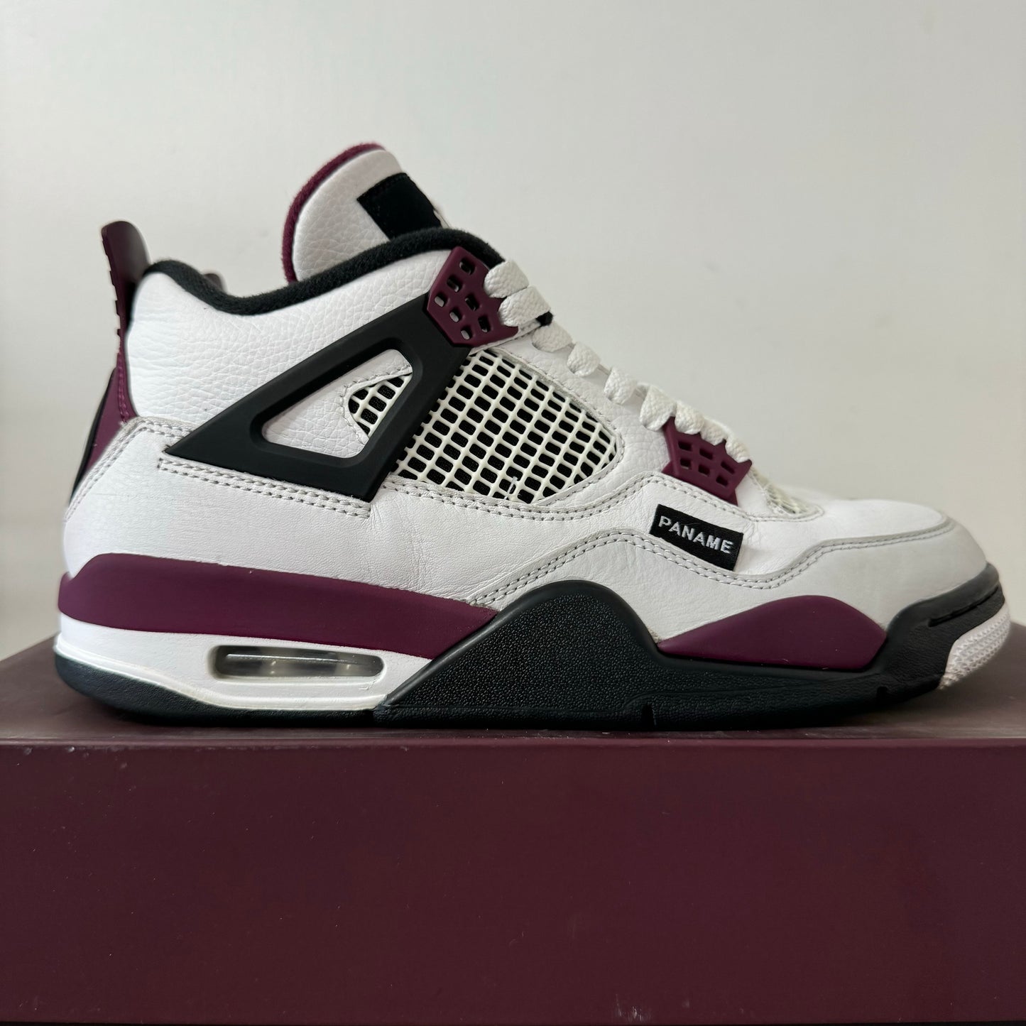 AIR JORDAN 4 PSG UK6.5 (USED)