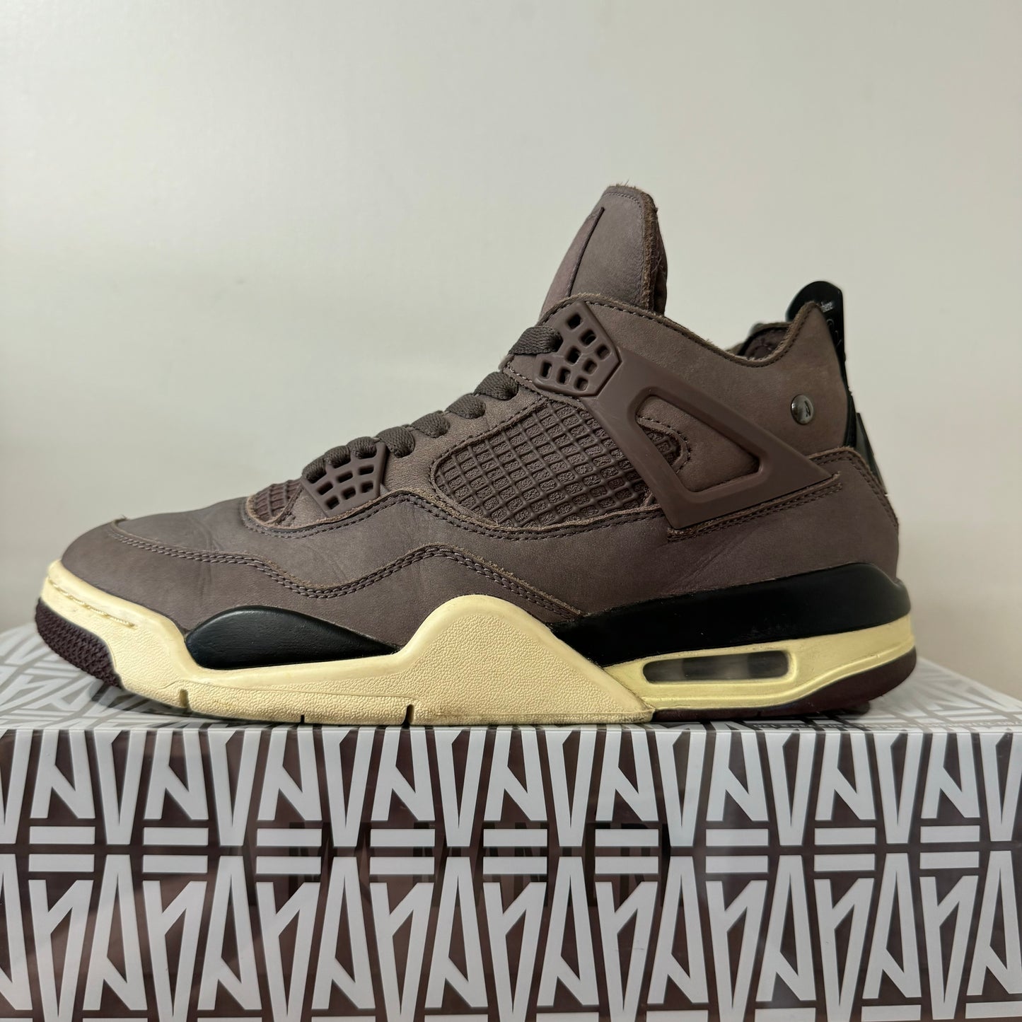 AIR JORDAN 4 A MA MANIERE UK7 (USED)