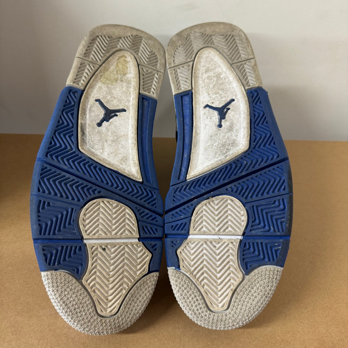 AIR JORDAN 4 MOTORSPORT UK7.5 (USED)