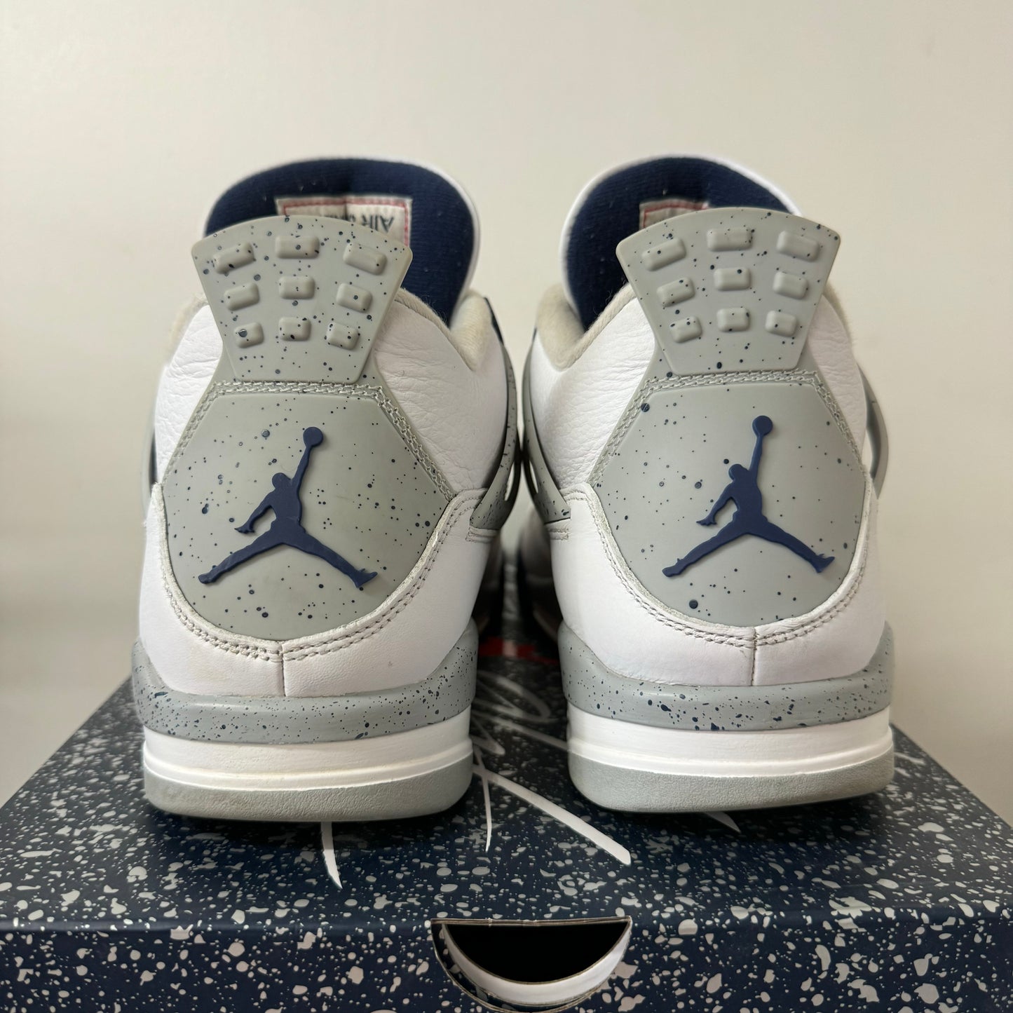 AIR JORDAN 4 MIDNIGHT NAVY UK10 (USED)