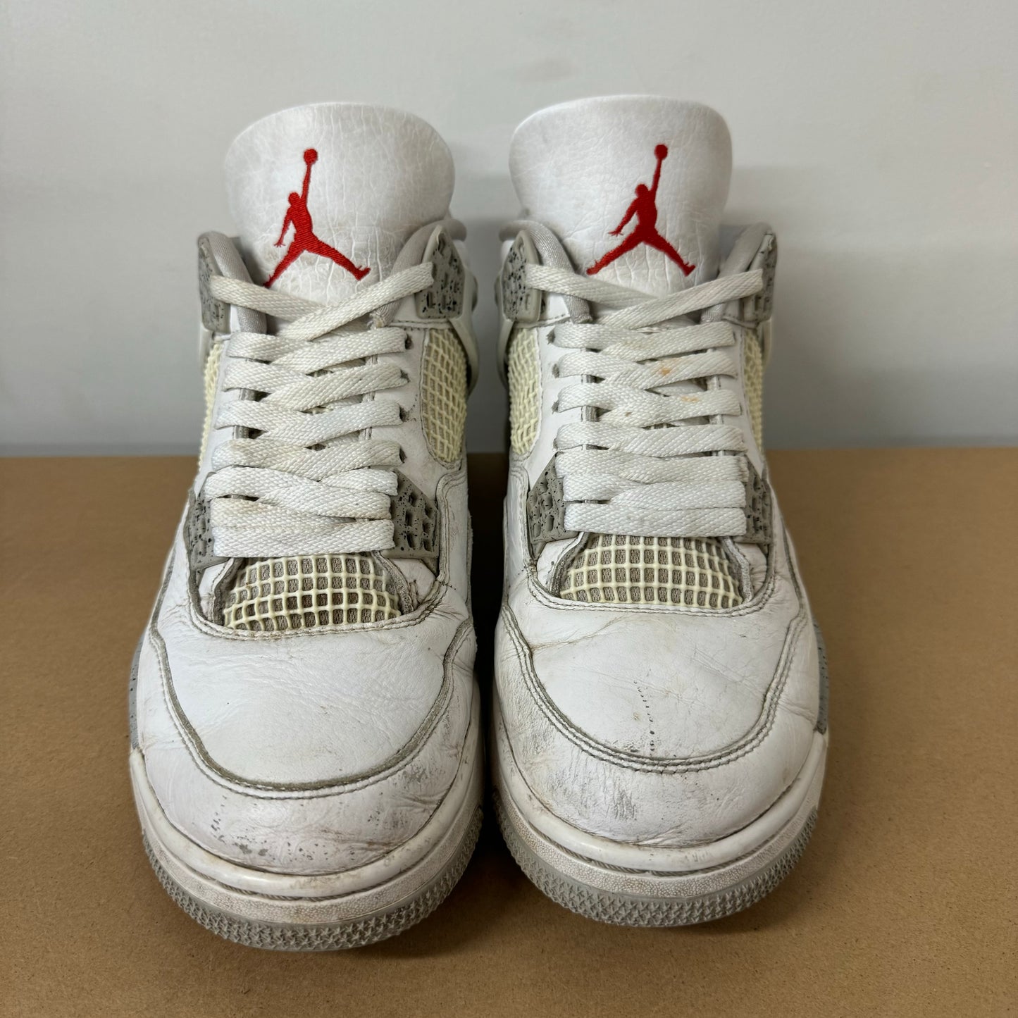 AIR JORDAN 4 WHITE OREO UK9 (USED)