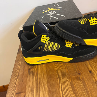 AIR JORDAN 4 YELLOW THUNDER UK9 (NEW)