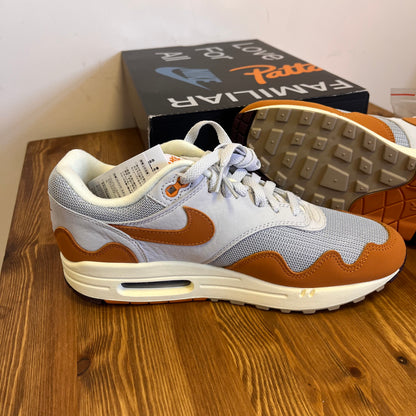 NIKE AIR MAX 1 PATTA MONARCH UK8.5 (NEW)