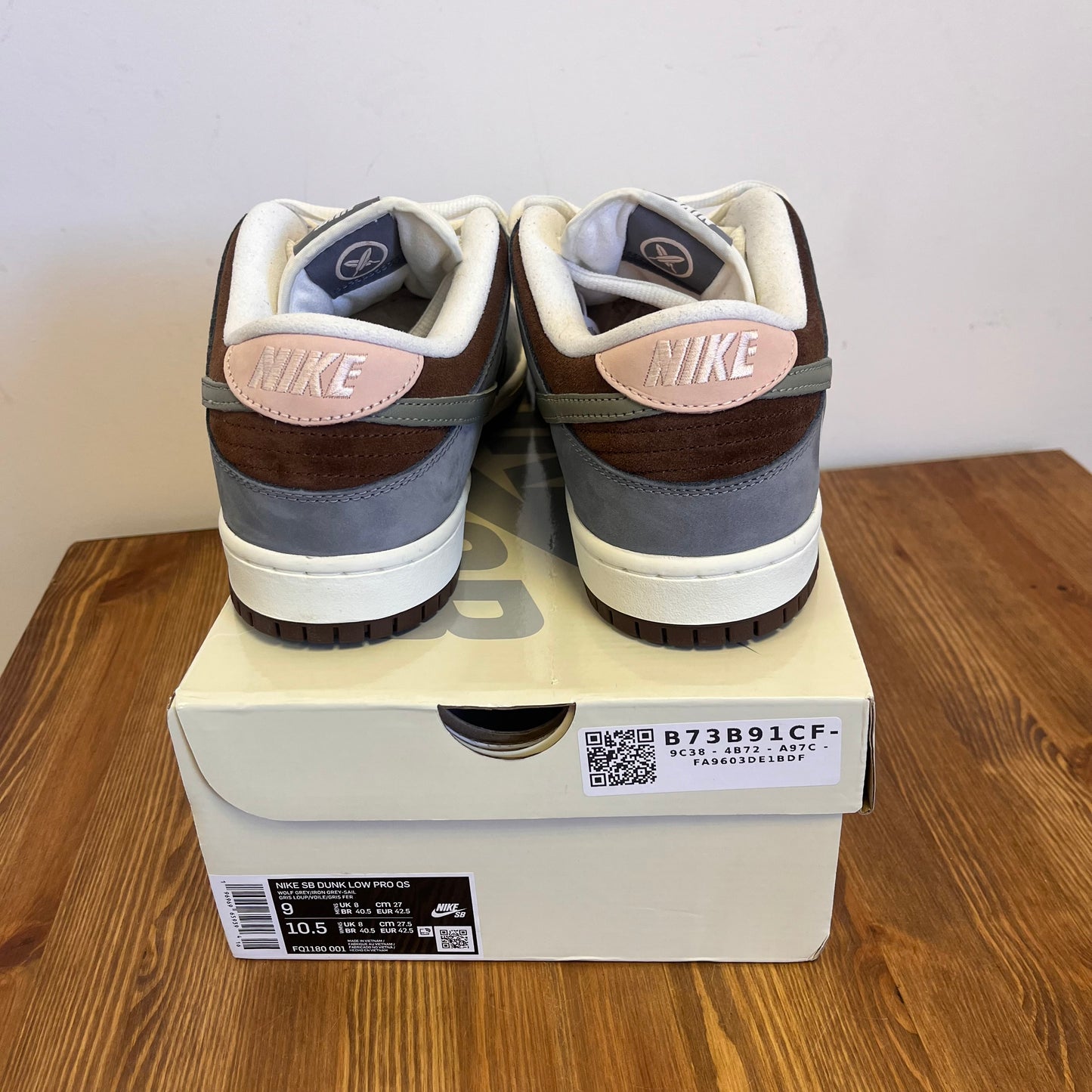 NIKE DUNK LOW SB YUTO HORIGOME UK8 (USED)