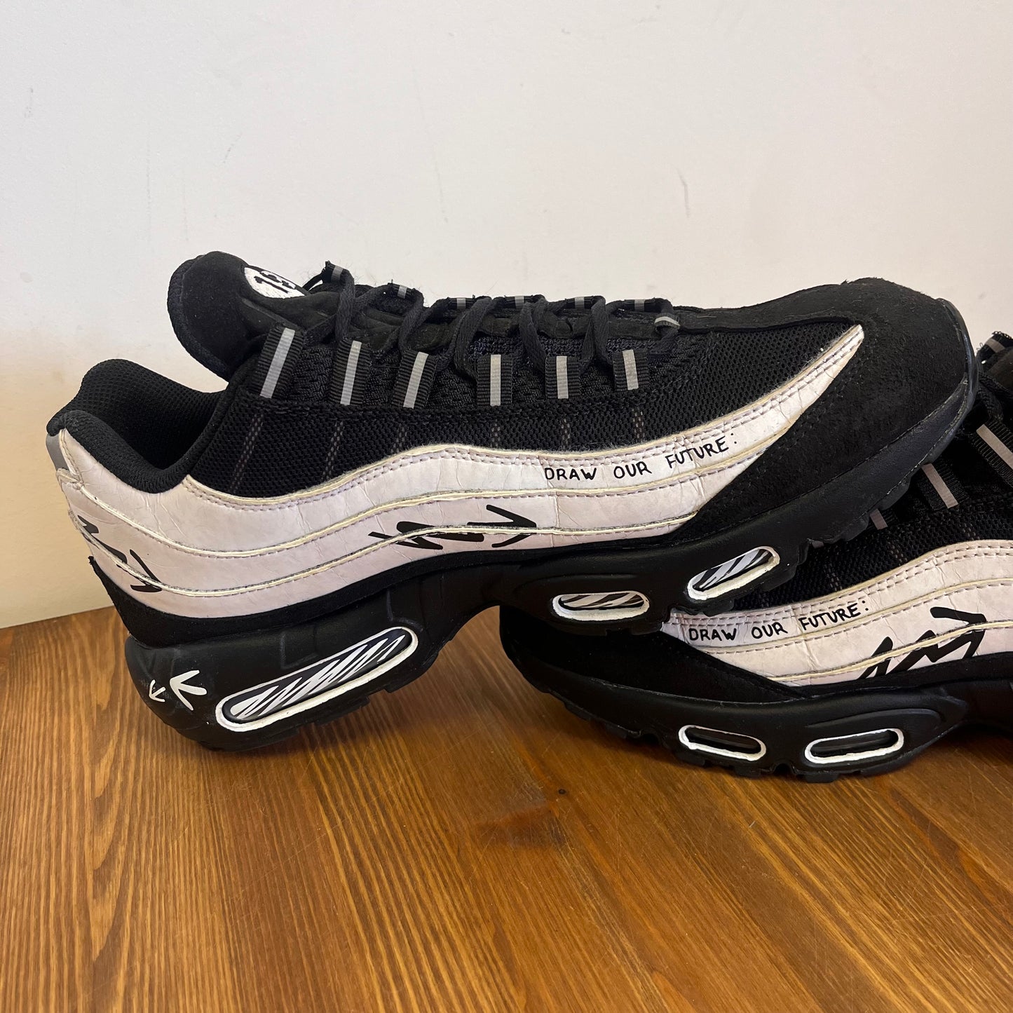 NIKE AIR MAX 95 SKETCH PACK UK10 (USED)