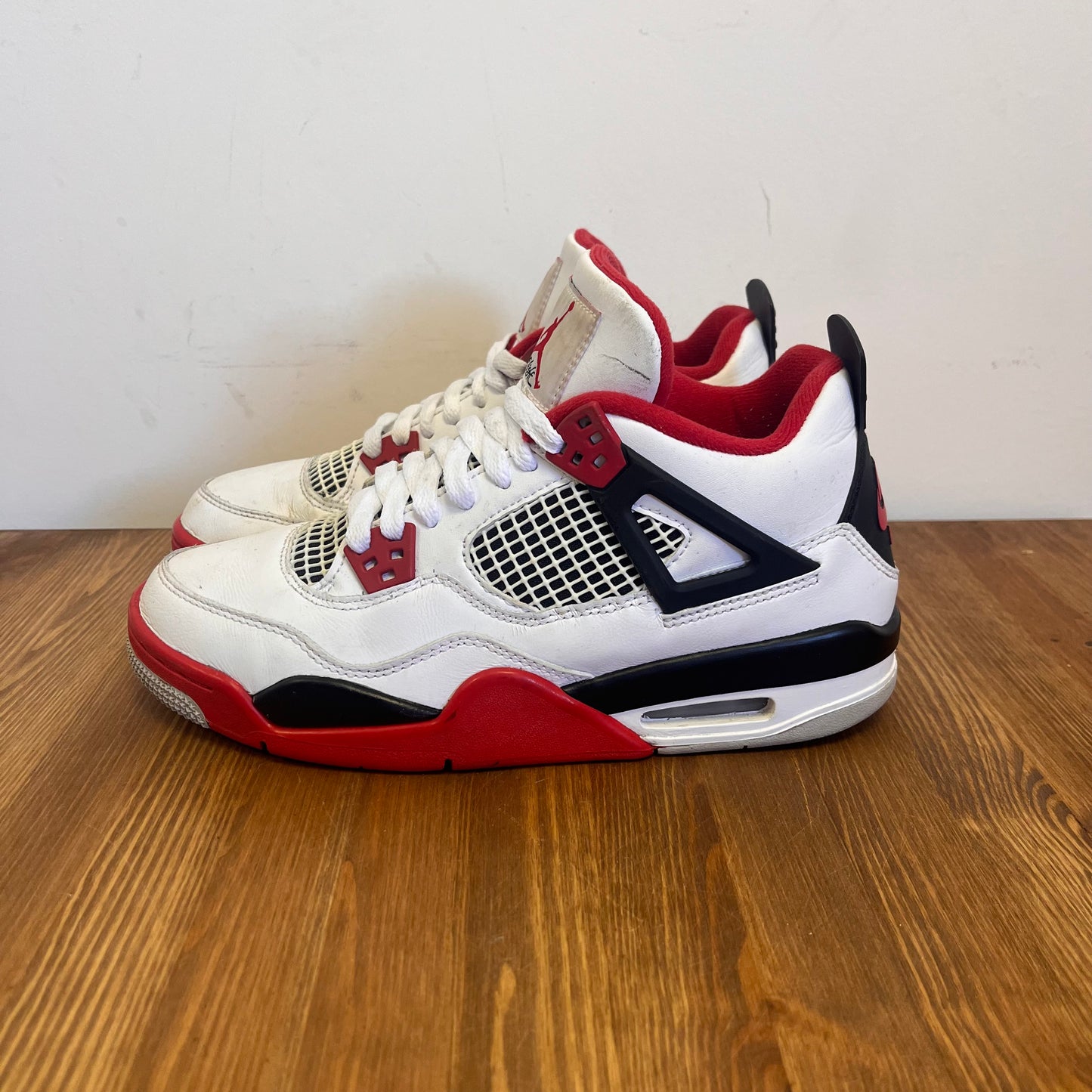 AIR JORDAN 4 FIRE RED 2020 (GS) UK6 (USED)