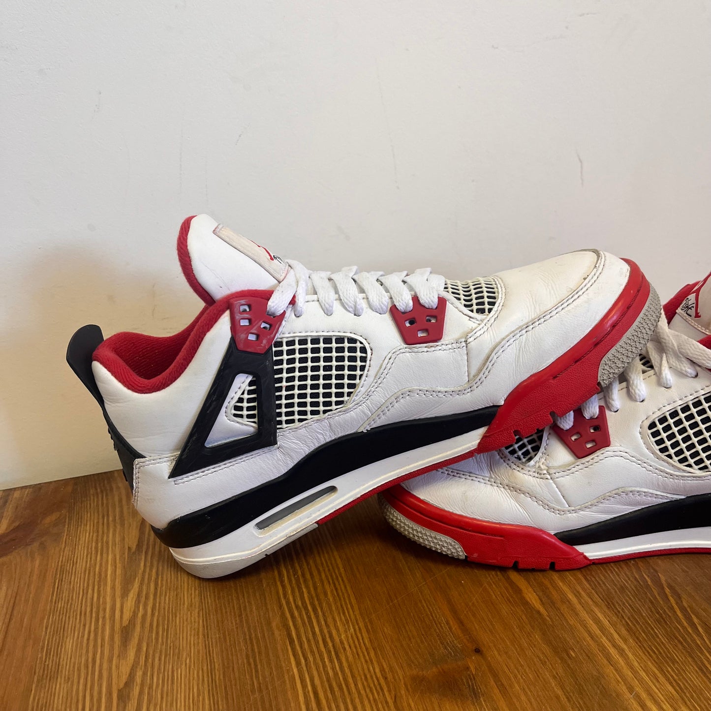 AIR JORDAN 4 FIRE RED 2020 (GS) UK6 (USED)