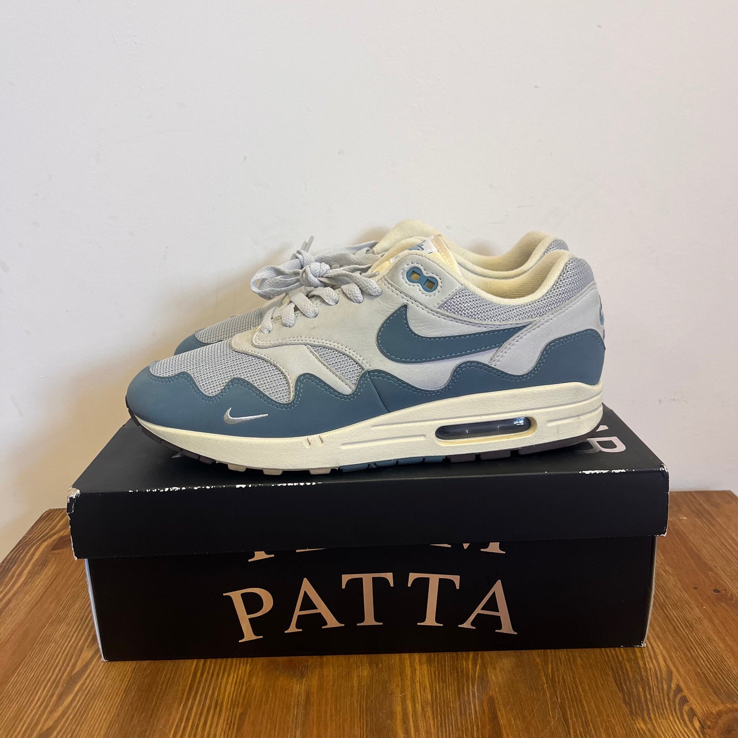 NIKE AIR MAX 1 PATTA AQUA UK10 (USED)