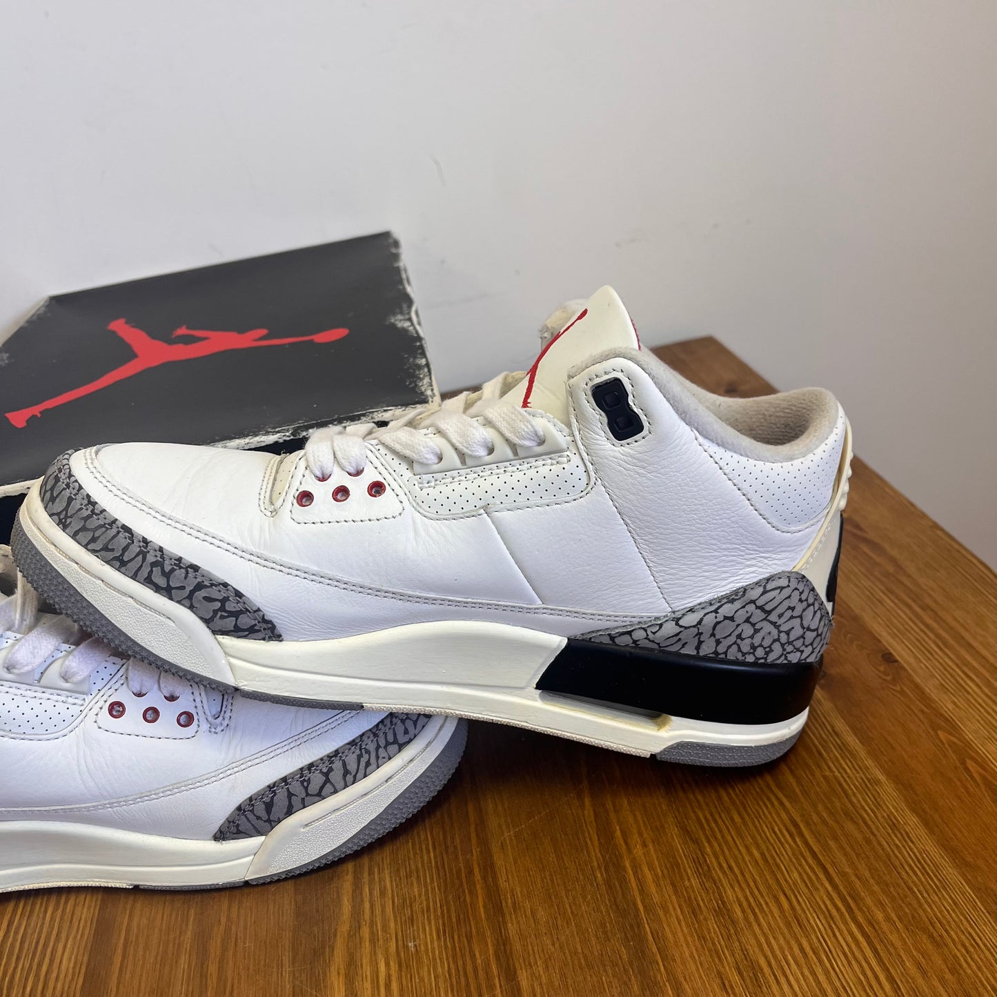 AIR JORDAN 3 REIMAGINED UK8.5 (USED)