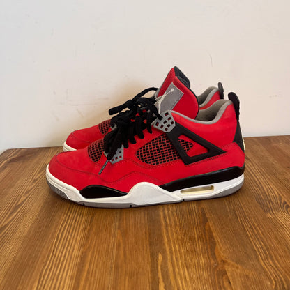 AIR JORDAN 4 TORO BRAVO UK7.5 (USED)