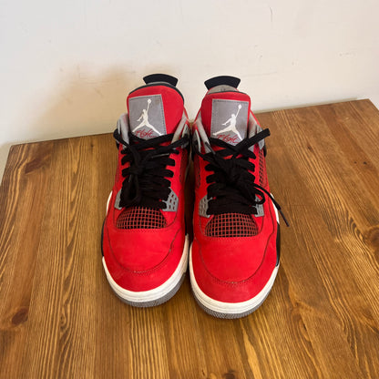 AIR JORDAN 4 TORO BRAVO UK7.5 (USED)