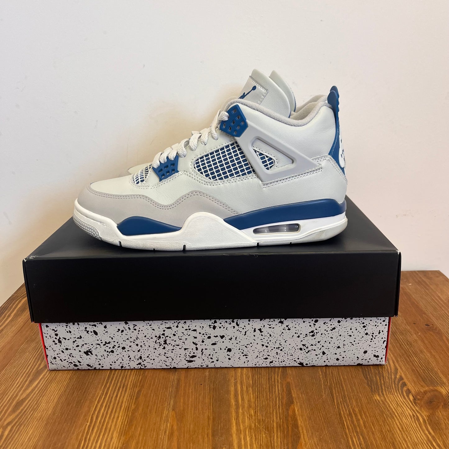 AIR JORDAN 4 INDUSTRIAL BLUE UK7.5 (USED)