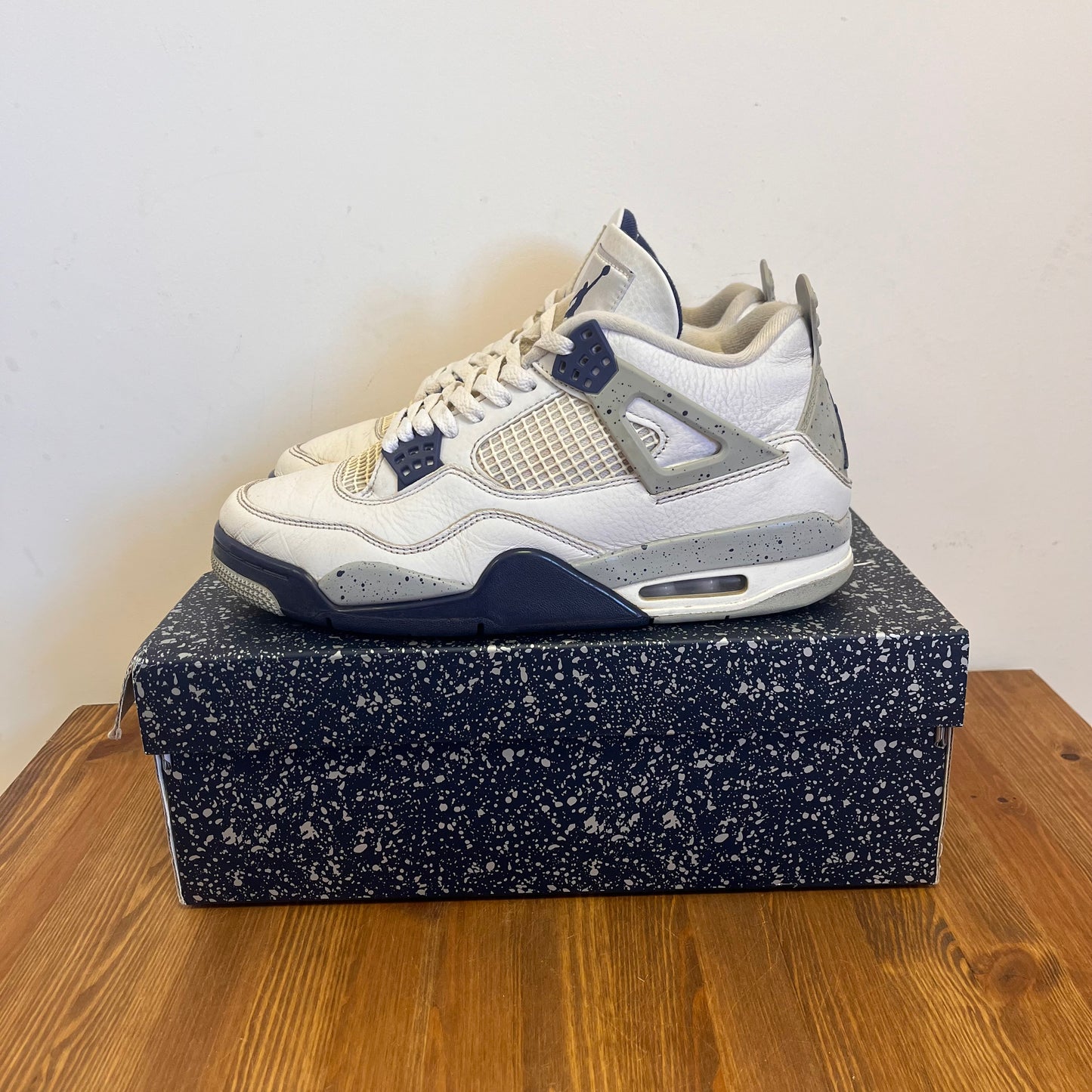 AIR JORDAN 4 MIDNIGHT NAVY UK8 (USED)