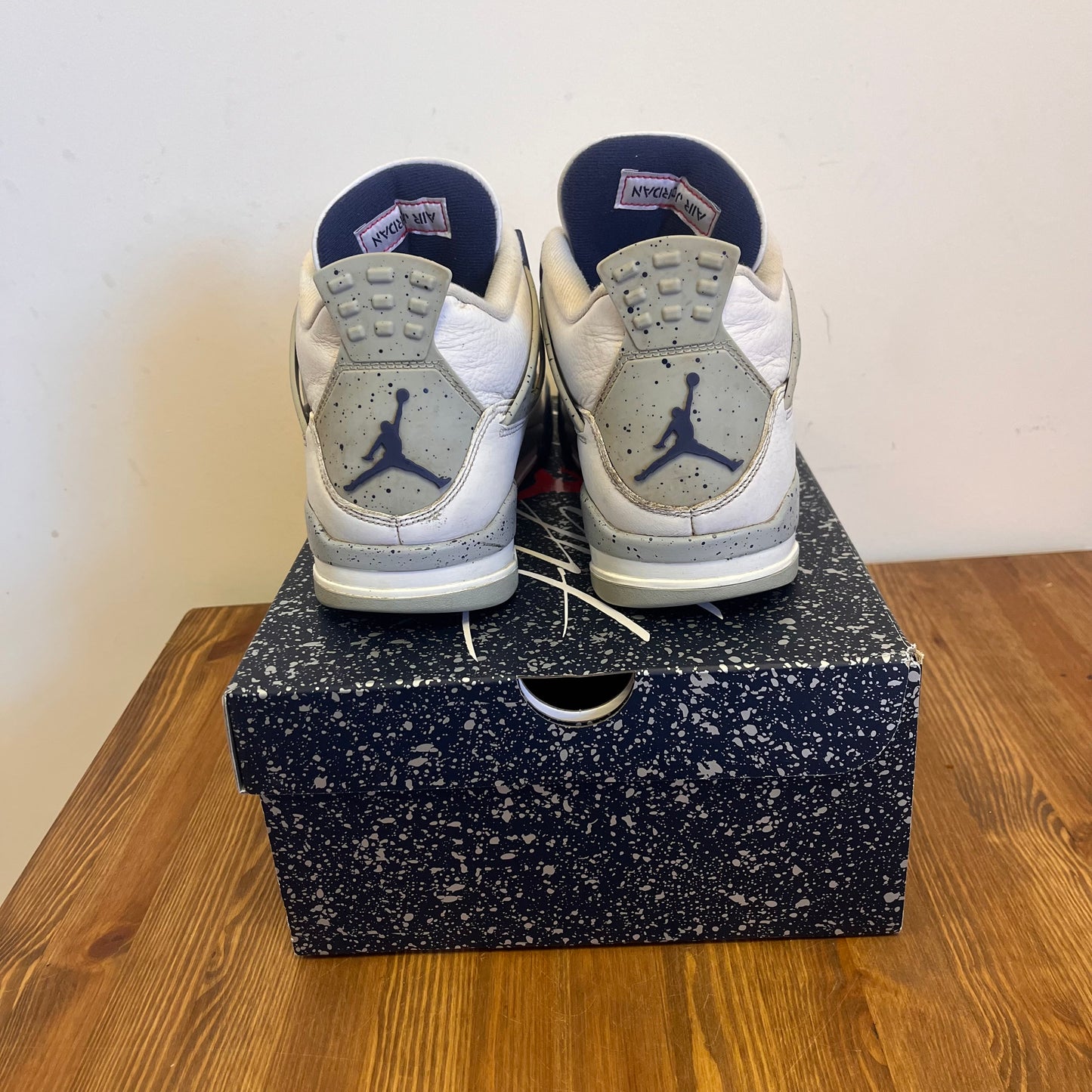 AIR JORDAN 4 MIDNIGHT NAVY UK8 (USED)