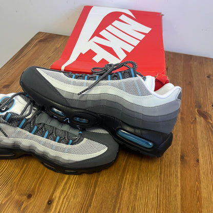 NIKE AIR MAX 95 BALTIC BLUE UK8 (NEW)