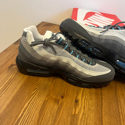 NIKE AIR MAX 95 BALTIC BLUE UK8 (NEW)