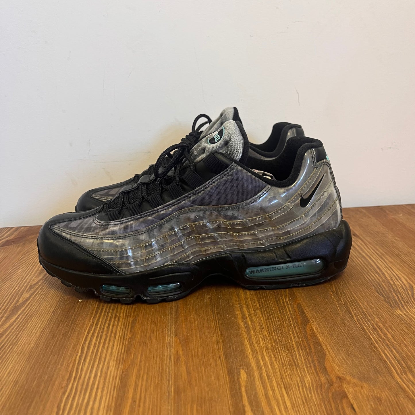 NIKE AIR MAX 95 FOOTPRINT BLACK UK9.5 (USED)